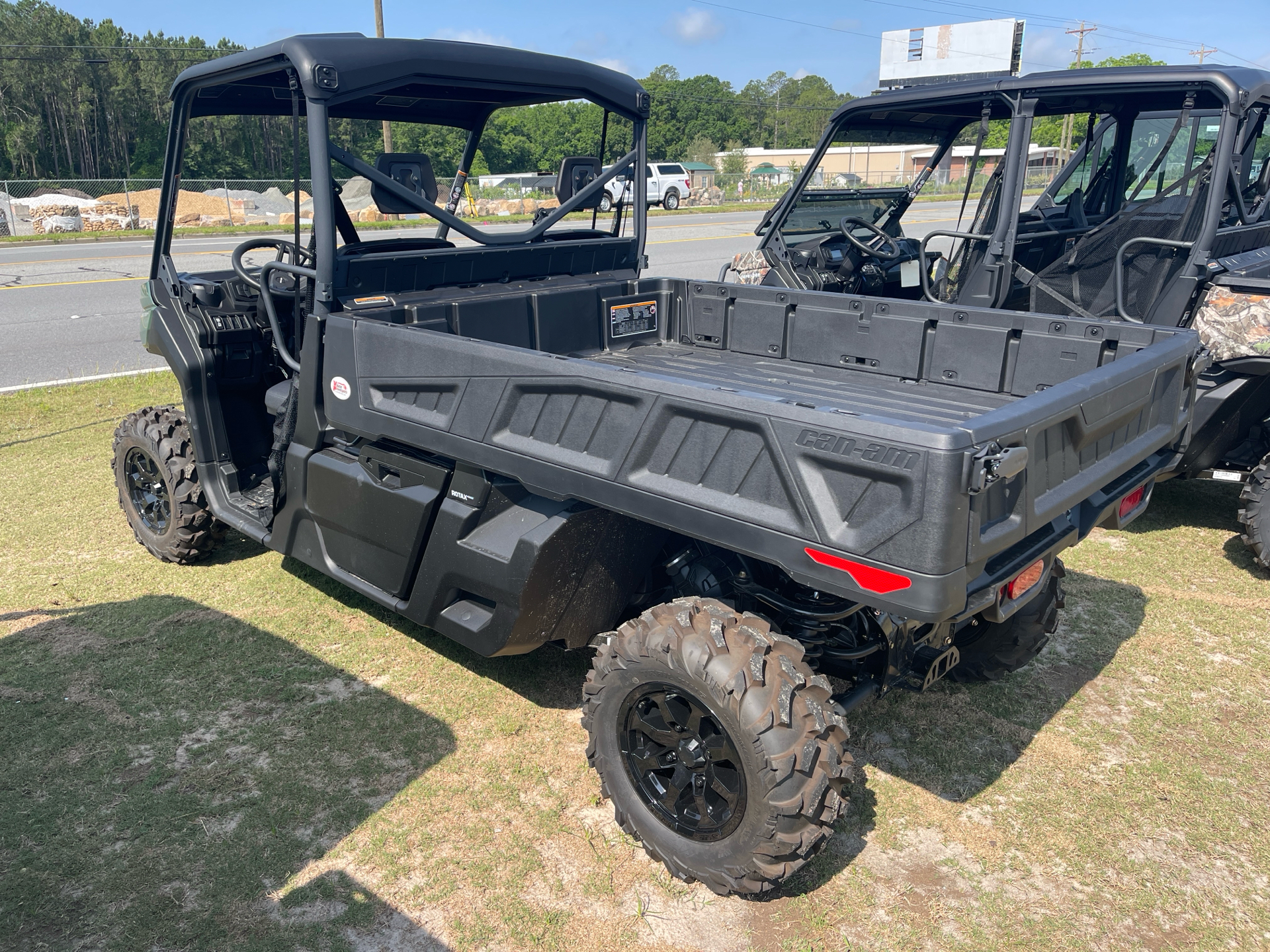 2024 Can-Am Defender Pro DPS in Tifton, Georgia - Photo 4