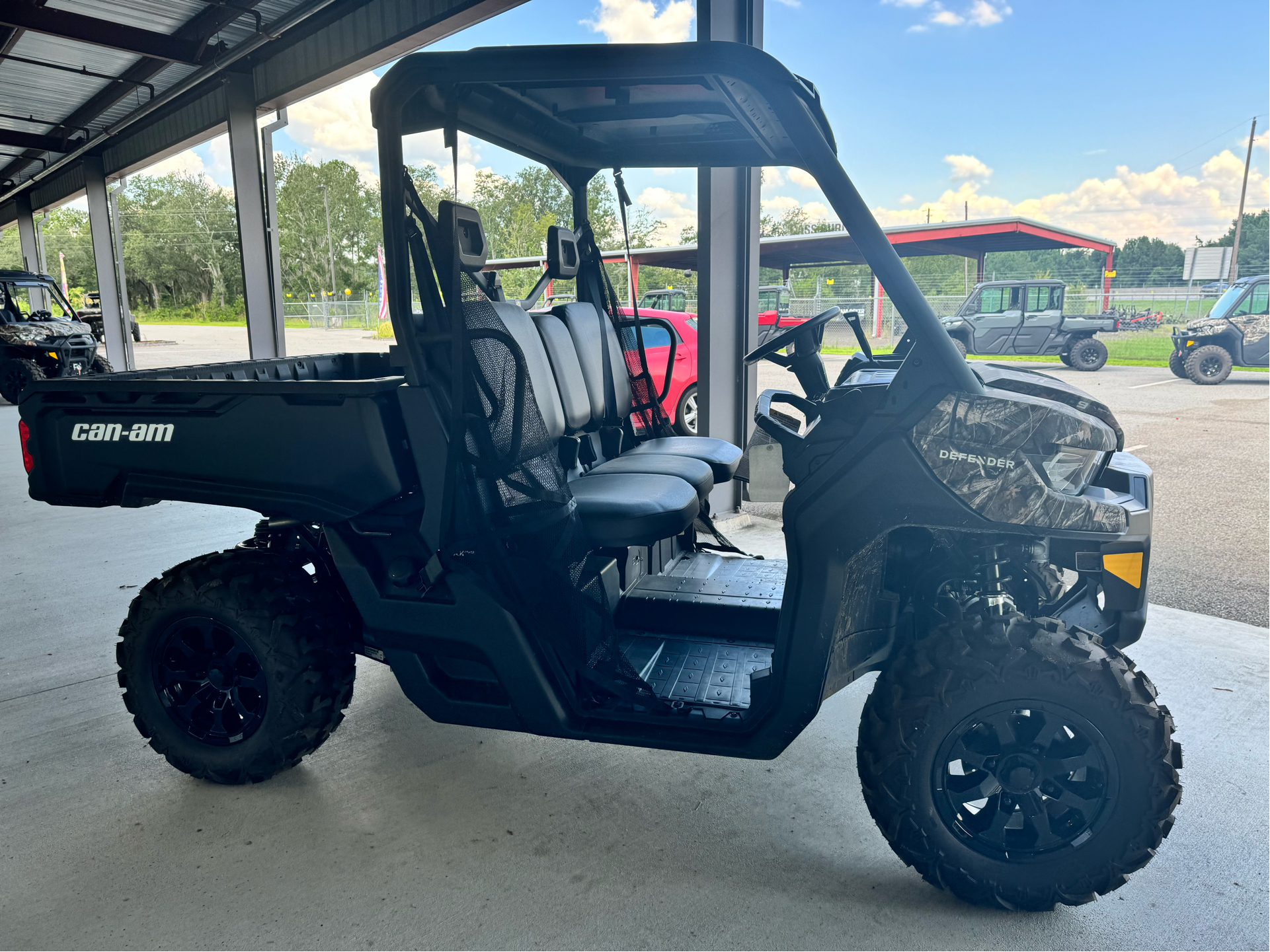 2024 Can-Am Defender DPS HD9 in Valdosta, Georgia - Photo 8