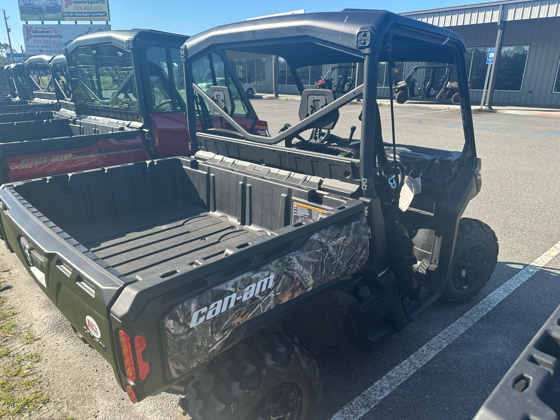 2024 Can-Am Defender XT HD9 in Valdosta, Georgia - Photo 4