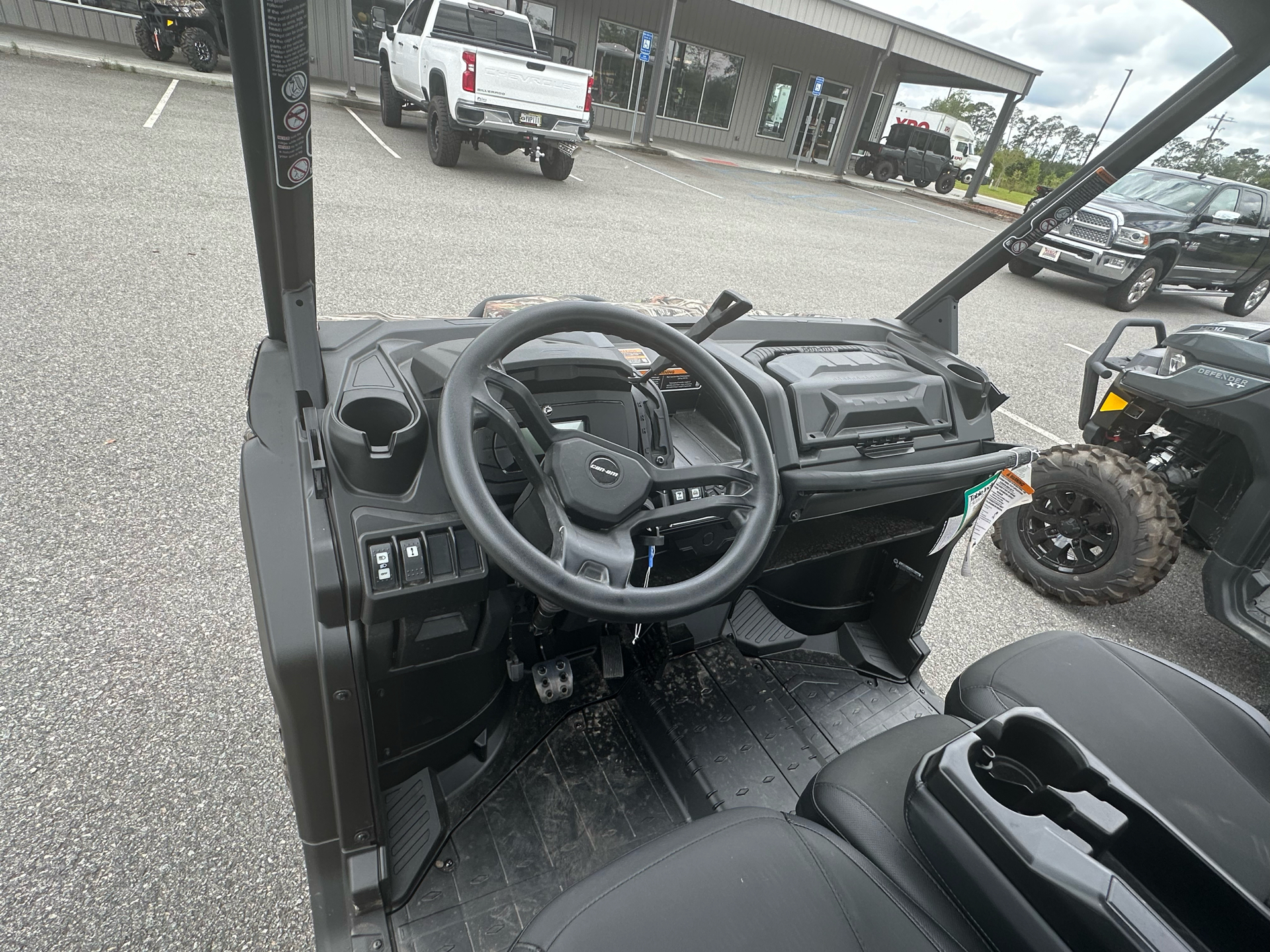 2024 Can-Am Defender XT HD9 in Valdosta, Georgia - Photo 8