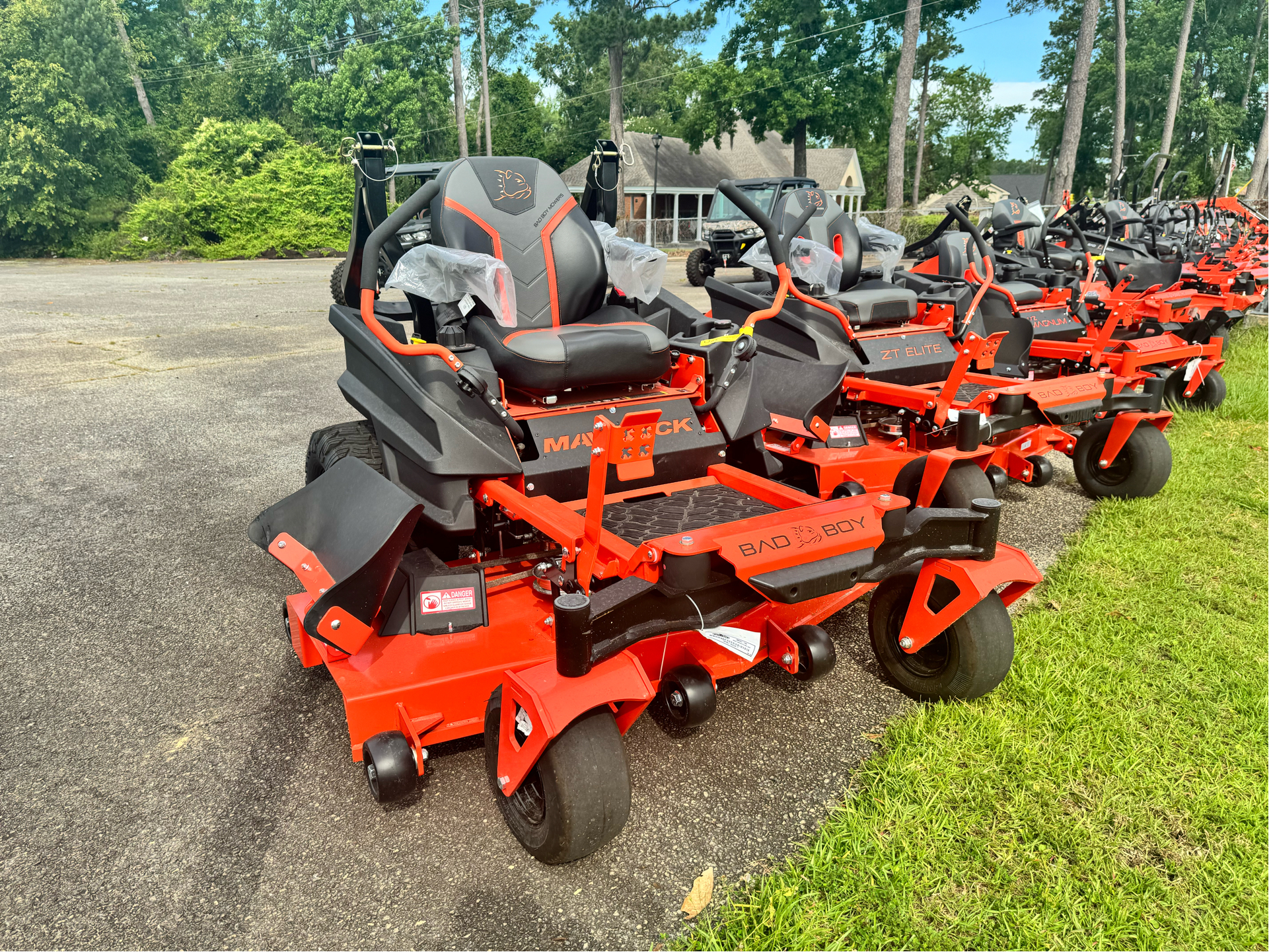 2023 Bad Boy Mowers Maverick 60 in. Kohler Confidant ZT740 25 hp in Valdosta, Georgia - Photo 3