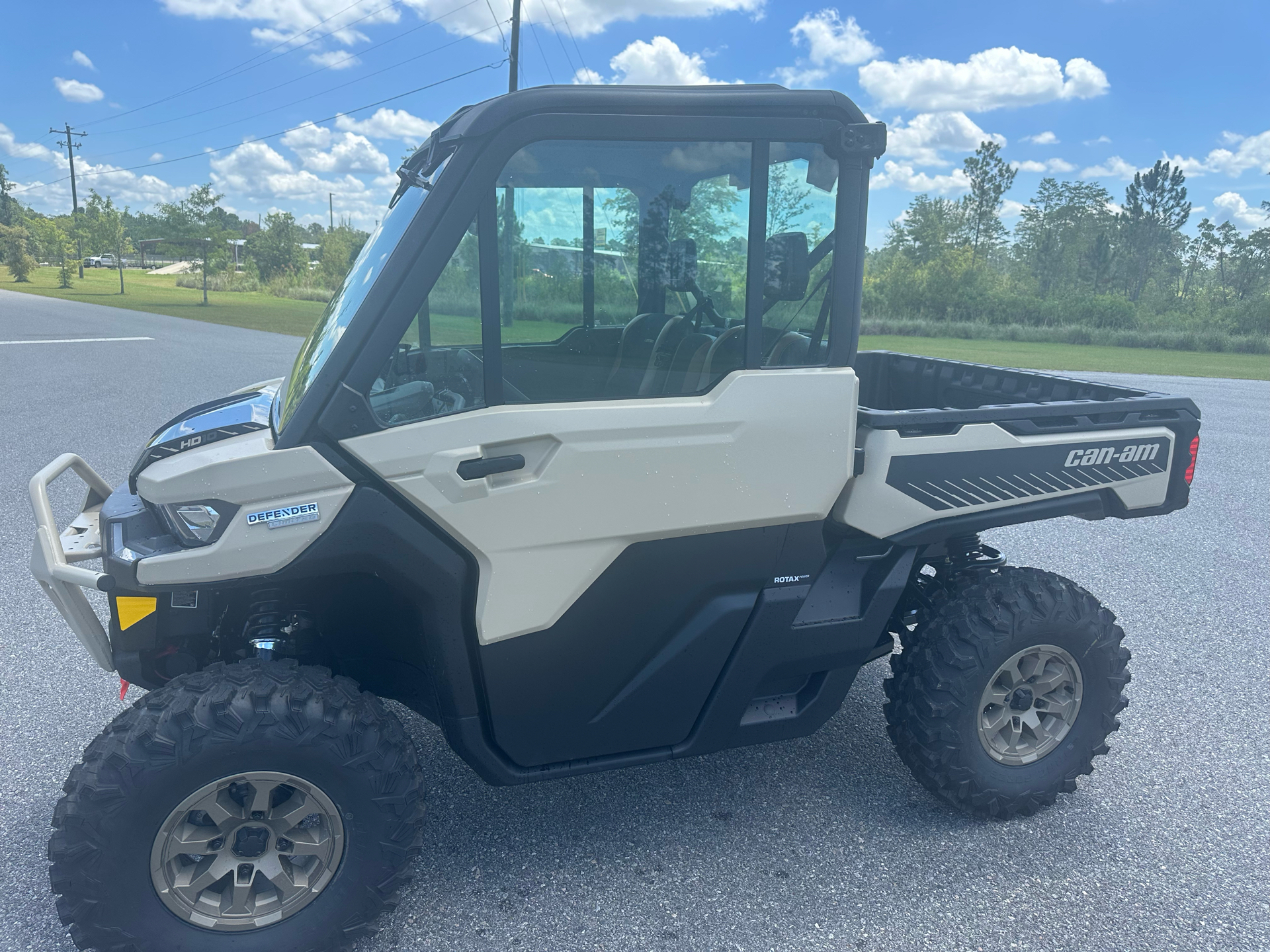 2024 Can-Am Defender Limited in Valdosta, Georgia - Photo 1