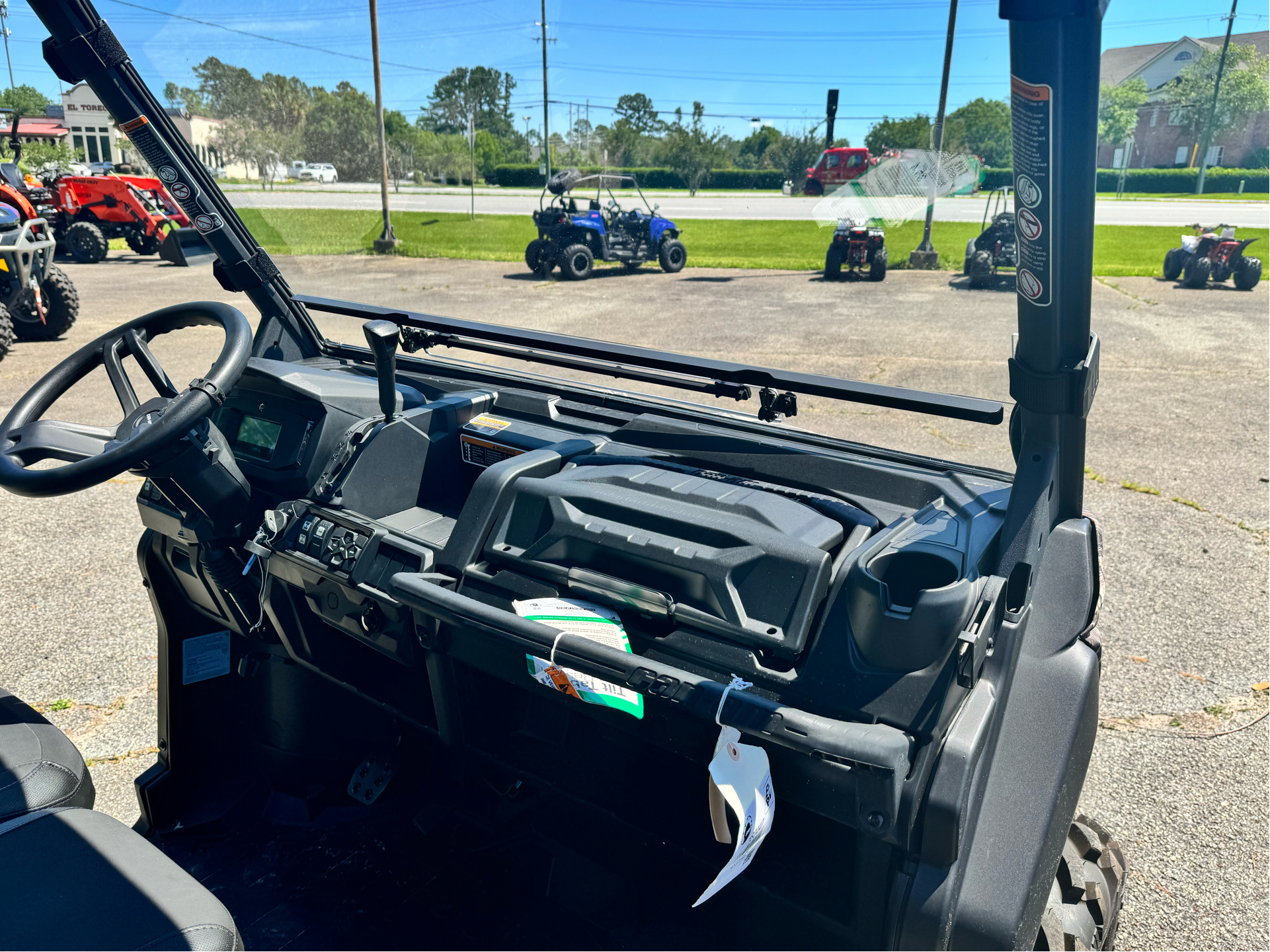 2024 Can-Am Defender XT HD10 in Valdosta, Georgia - Photo 9