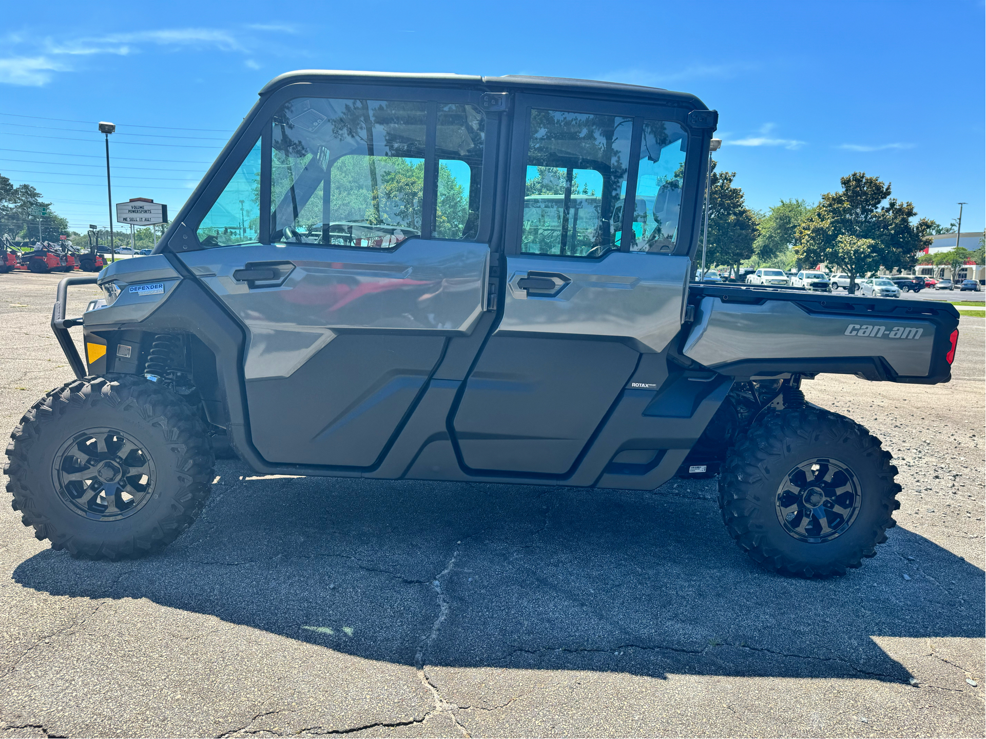 2024 Can-Am Defender MAX Limited in Valdosta, Georgia - Photo 9