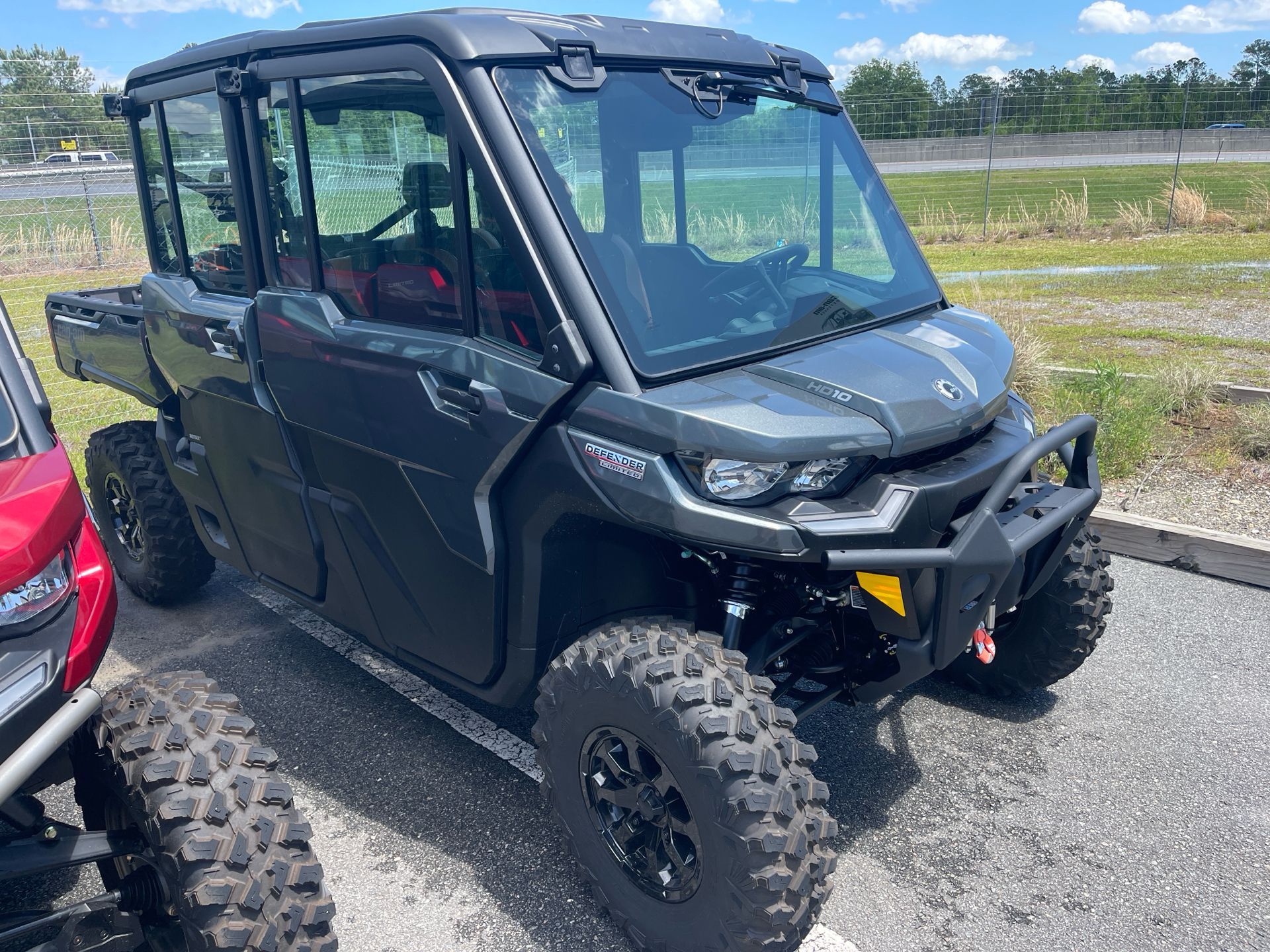 2024 Can-Am Defender MAX Limited in Valdosta, Georgia - Photo 2