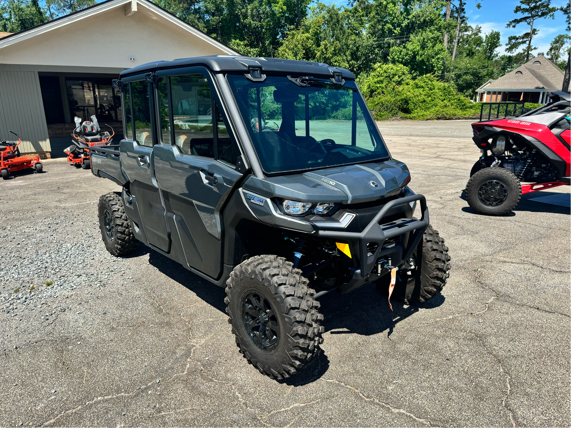 2024 Can-Am Defender MAX Limited in Valdosta, Georgia - Photo 2