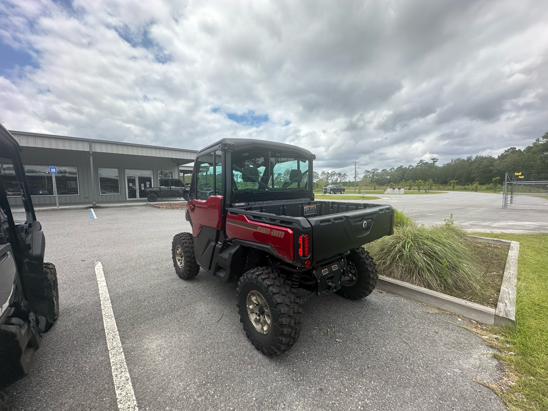 2024 Can-Am Defender Limited in Valdosta, Georgia - Photo 9