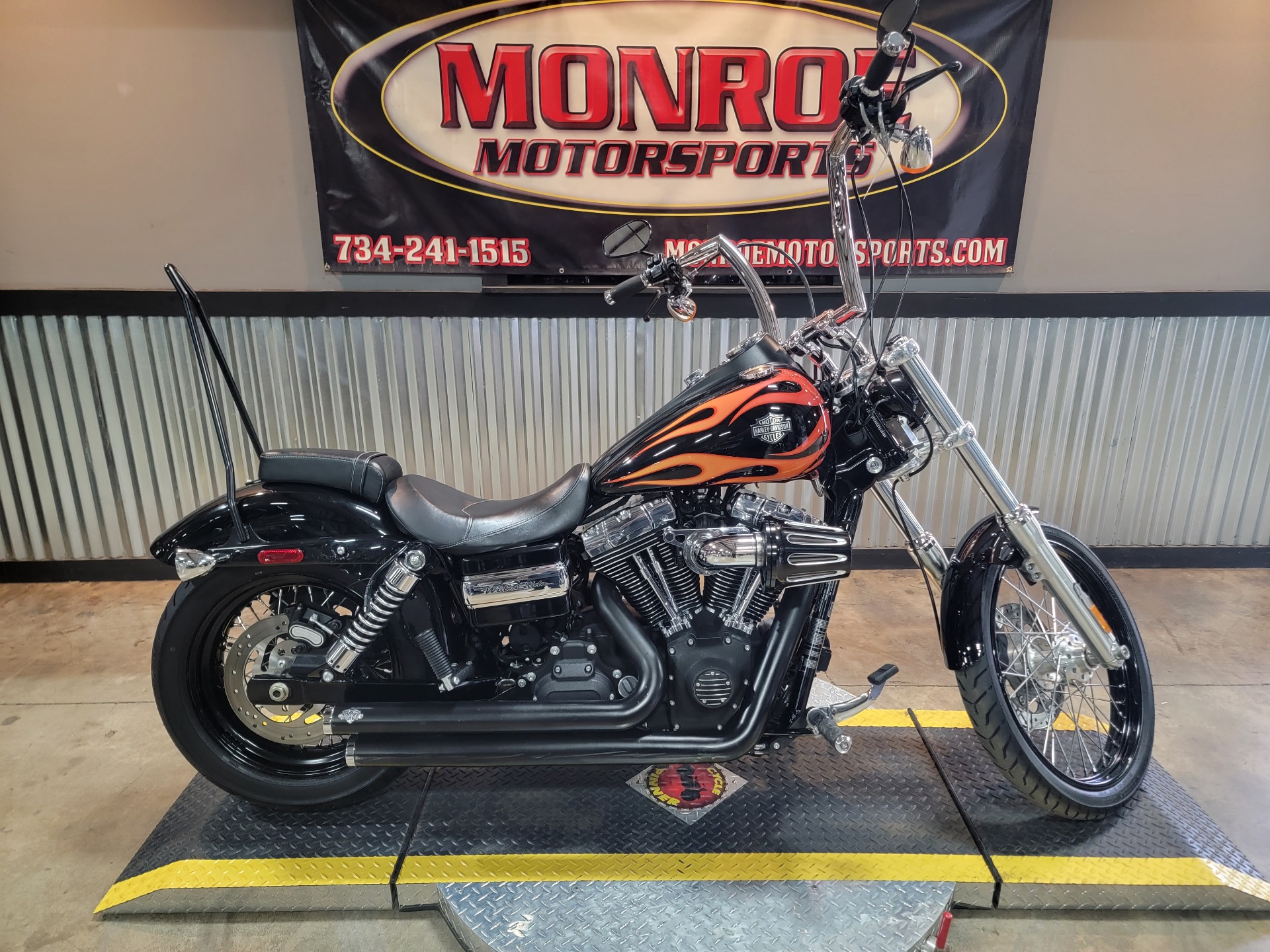 2012 Harley-Davidson Dyna® Wide Glide® in Monroe, Michigan - Photo 1