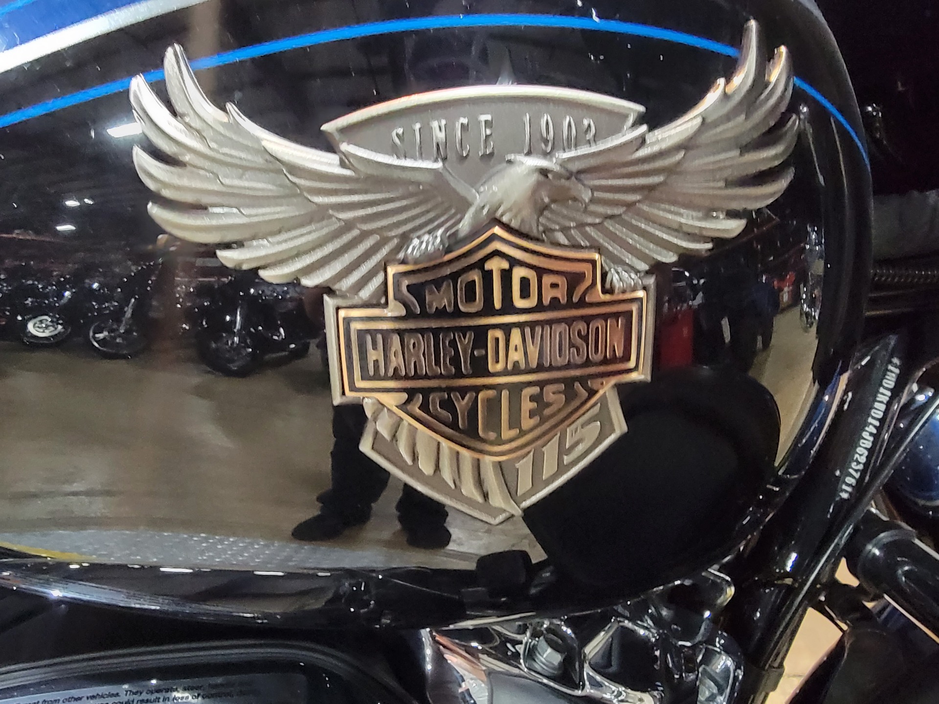 2018 Harley-Davidson 115th Anniversary Ultra Limited in Monroe, Michigan - Photo 3