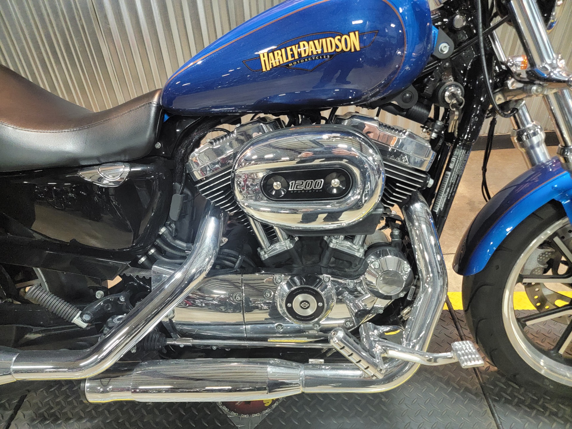 2017 Harley-Davidson Superlow® 1200T in Monroe, Michigan - Photo 7