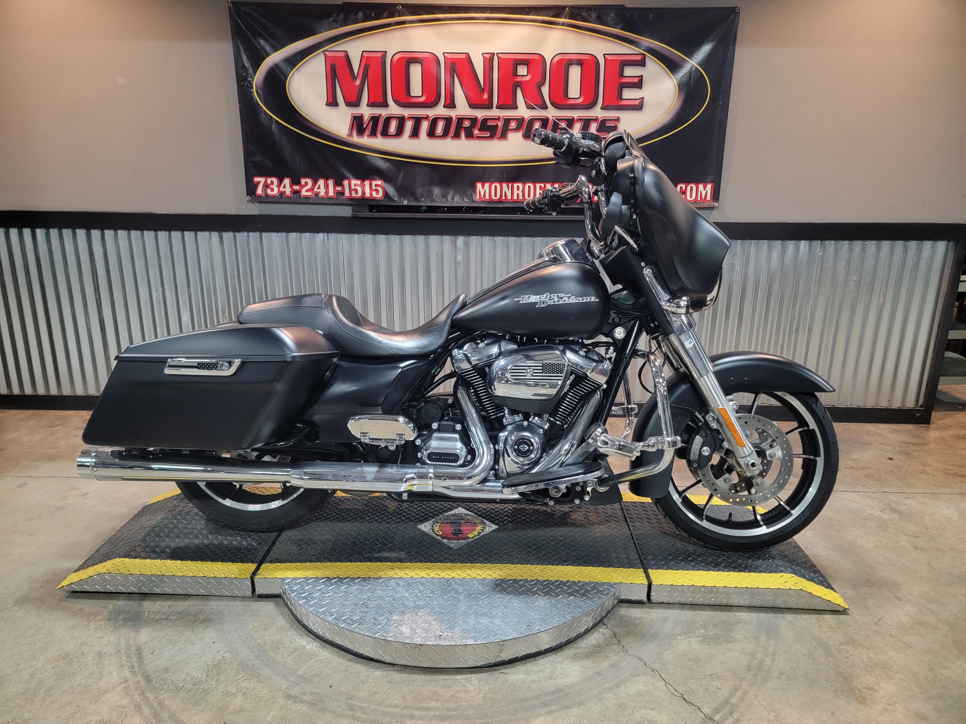2020 Harley-Davidson Street Glide® in Monroe, Michigan - Photo 1