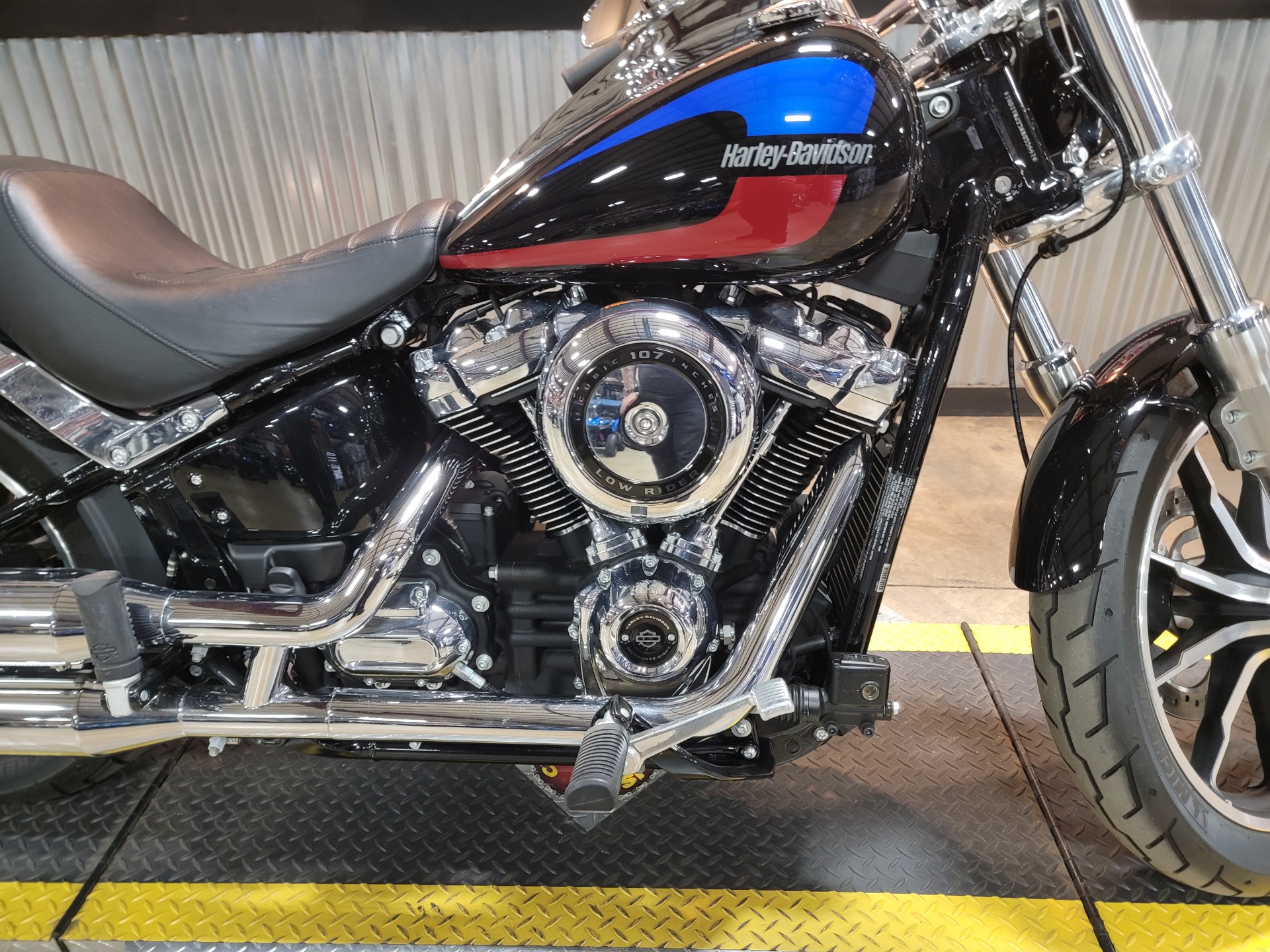 2019 Harley-Davidson Low Rider® in Monroe, Michigan - Photo 4