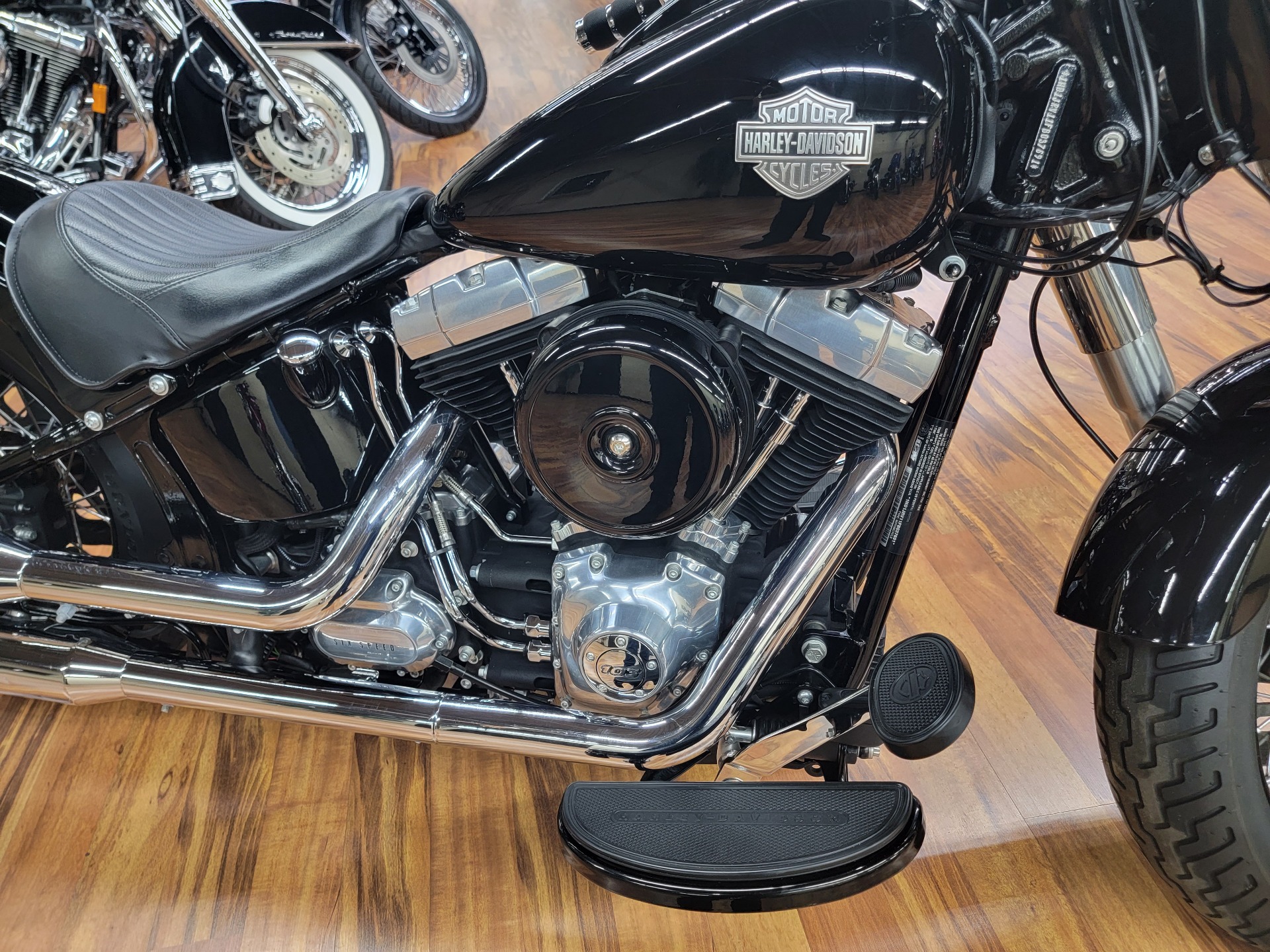 2015 Harley-Davidson Softail Slim® in Monroe, Michigan - Photo 15