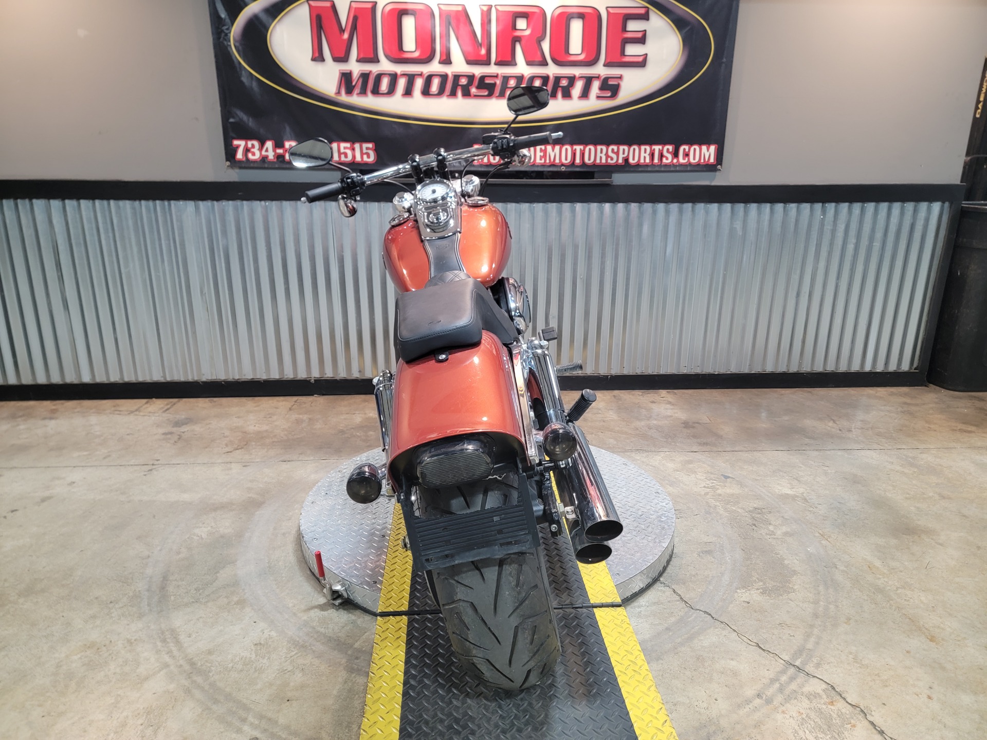 2011 Harley-Davidson Dyna® Fat Bob® in Monroe, Michigan - Photo 4