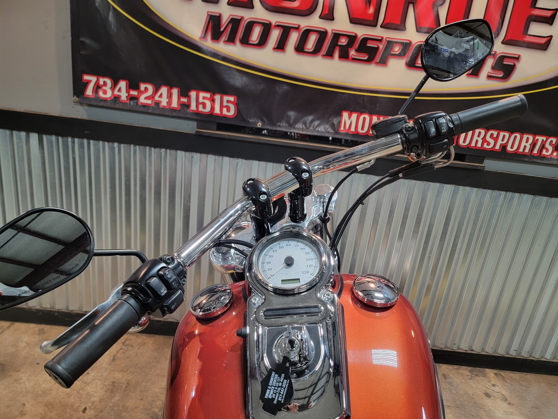 2011 Harley-Davidson Dyna® Fat Bob® in Monroe, Michigan - Photo 10