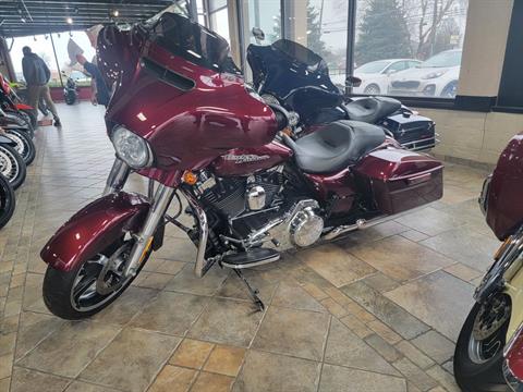 2014 Harley-Davidson Street Glide® Special in Monroe, Michigan - Photo 1