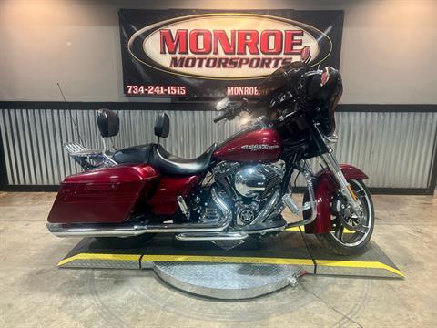 2016 Harley-Davidson Street Glide® Special in Monroe, Michigan - Photo 1