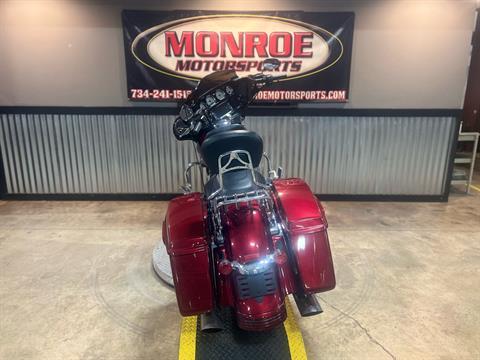 2016 Harley-Davidson Street Glide® Special in Monroe, Michigan - Photo 2