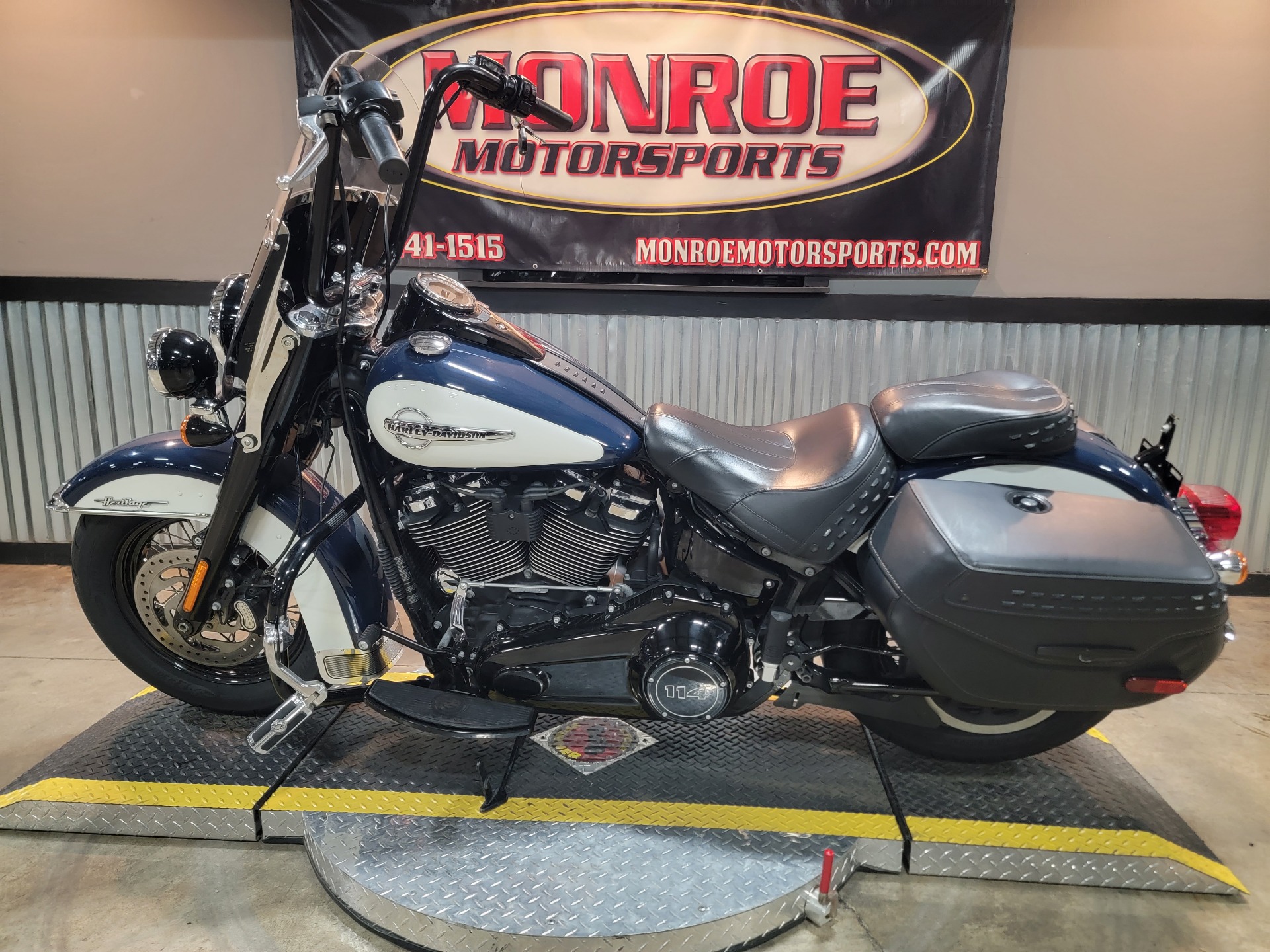 2019 Harley-Davidson Heritage Classic 114 in Monroe, Michigan - Photo 8