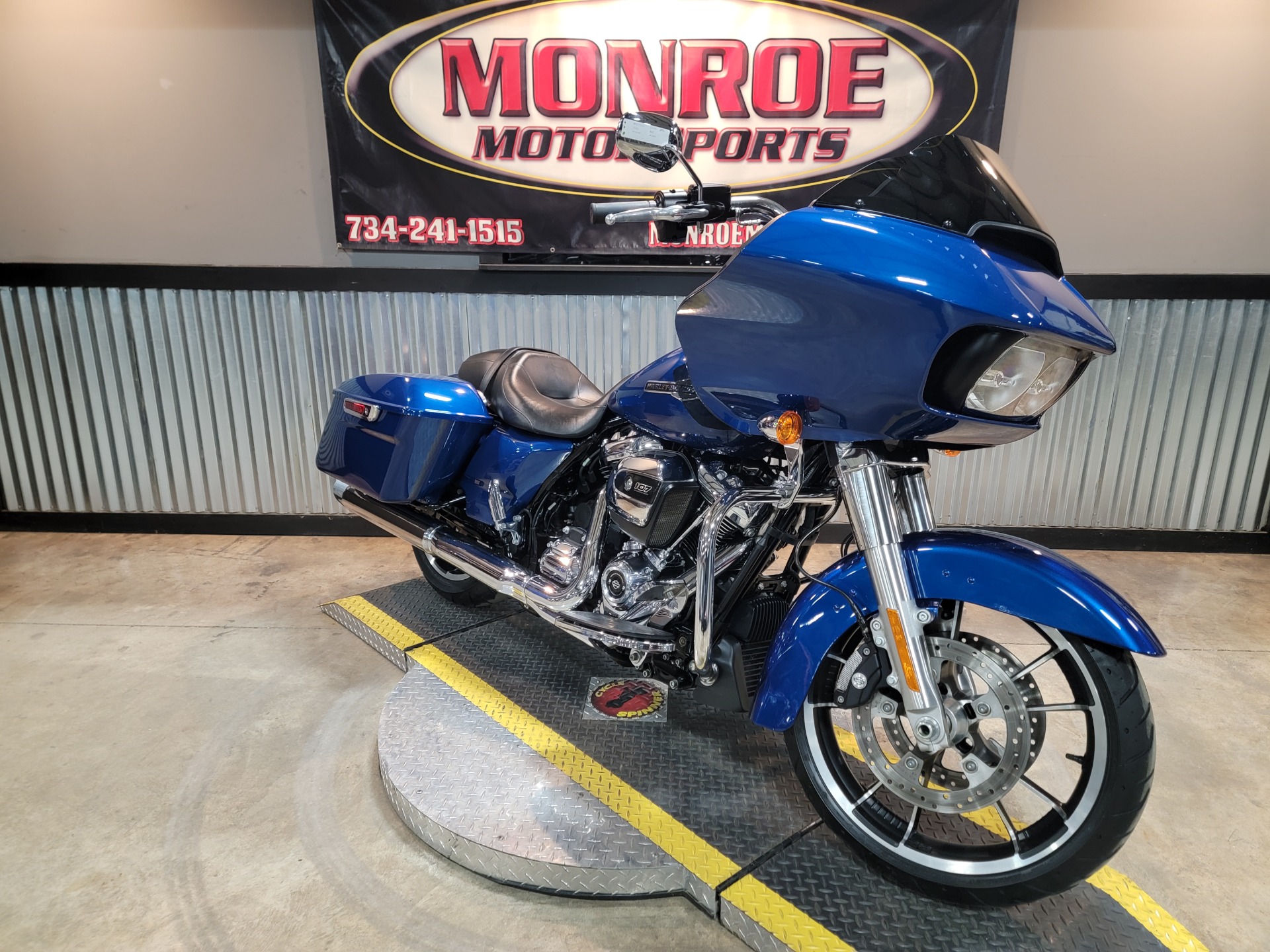 2022 Harley-Davidson Road Glide® in Monroe, Michigan - Photo 5