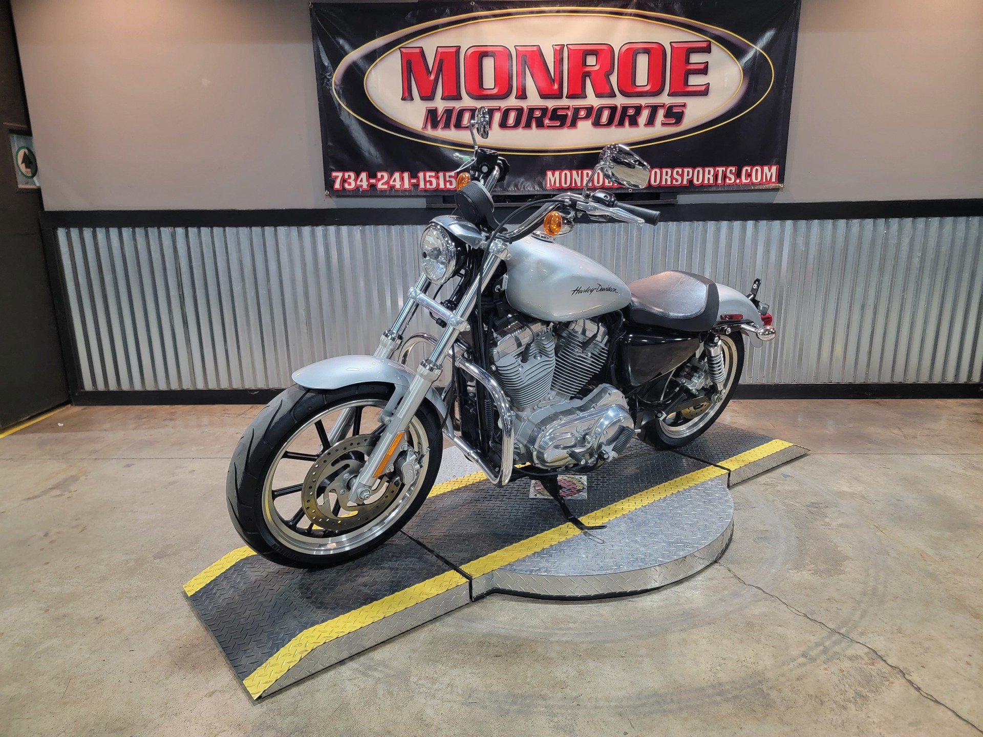 2014 Harley-Davidson Sportster® SuperLow® in Monroe, Michigan - Photo 22