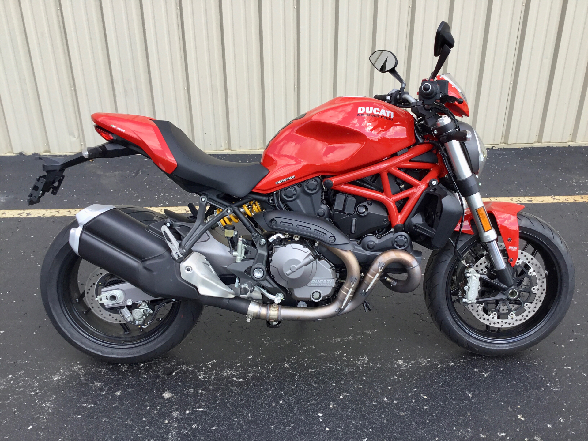 2021 Ducati Monster in Monroe, Michigan - Photo 8