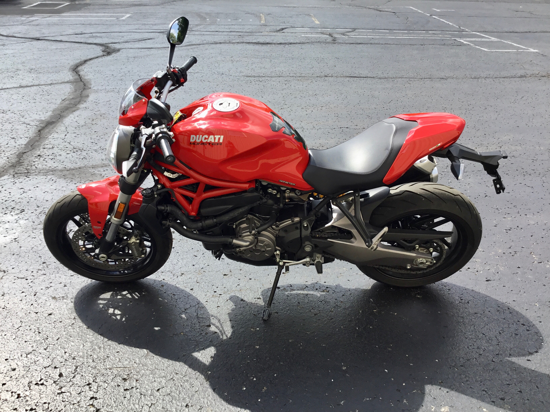 2021 Ducati Monster in Monroe, Michigan - Photo 32