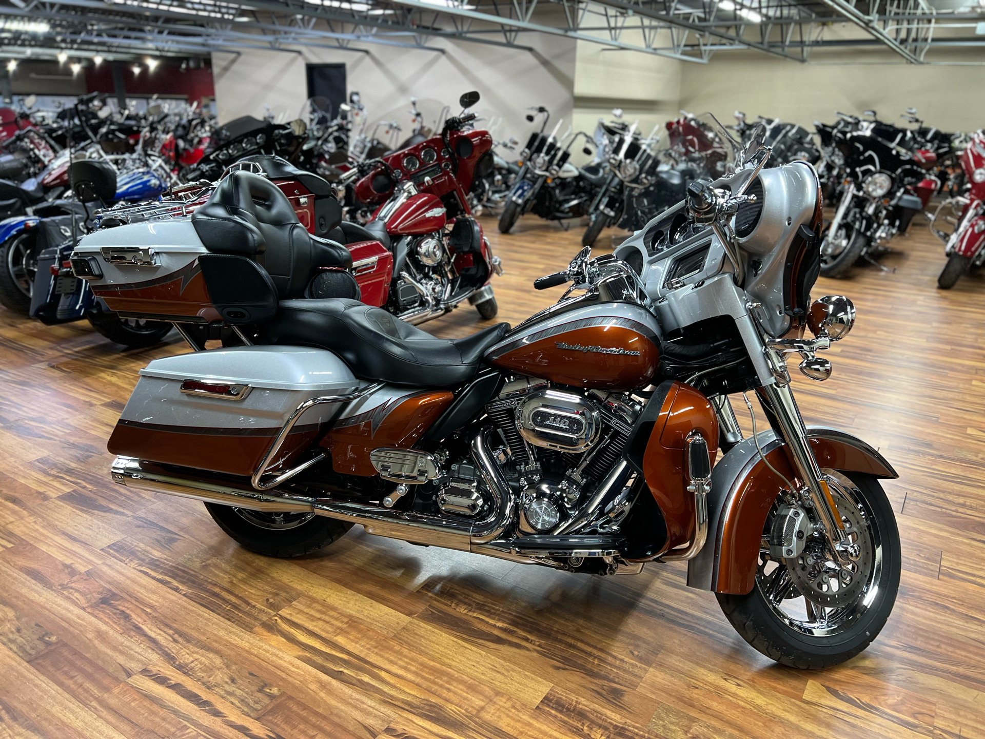 2014 Harley-Davidson CVO™ Limited in Monroe, Michigan - Photo 1