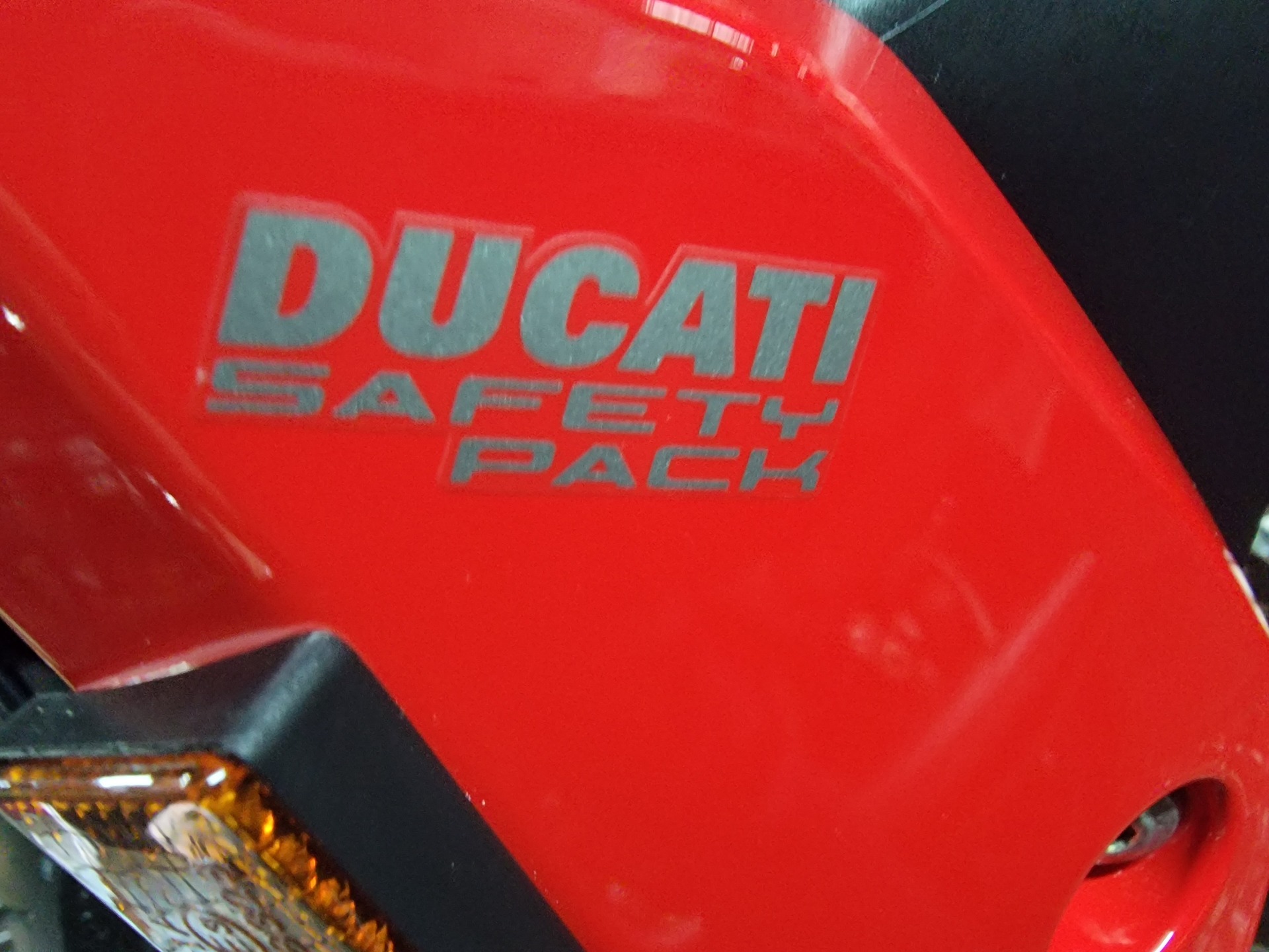 2016 Ducati Hyperstrada 939 in Monroe, Michigan - Photo 8