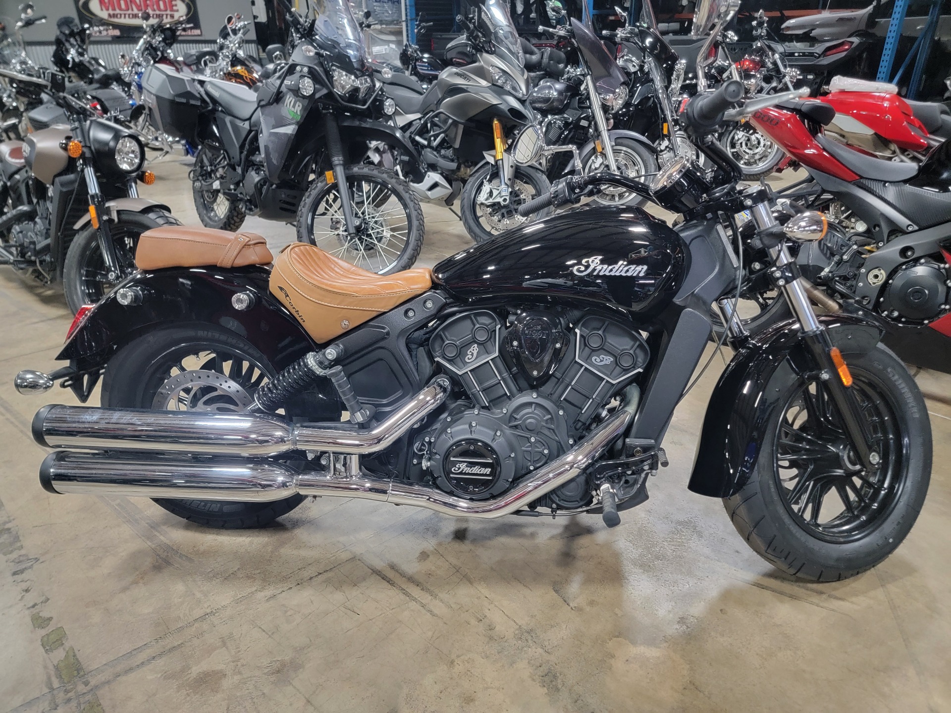 2016 Indian Motorcycle Scout® Sixty in Monroe, Michigan - Photo 2