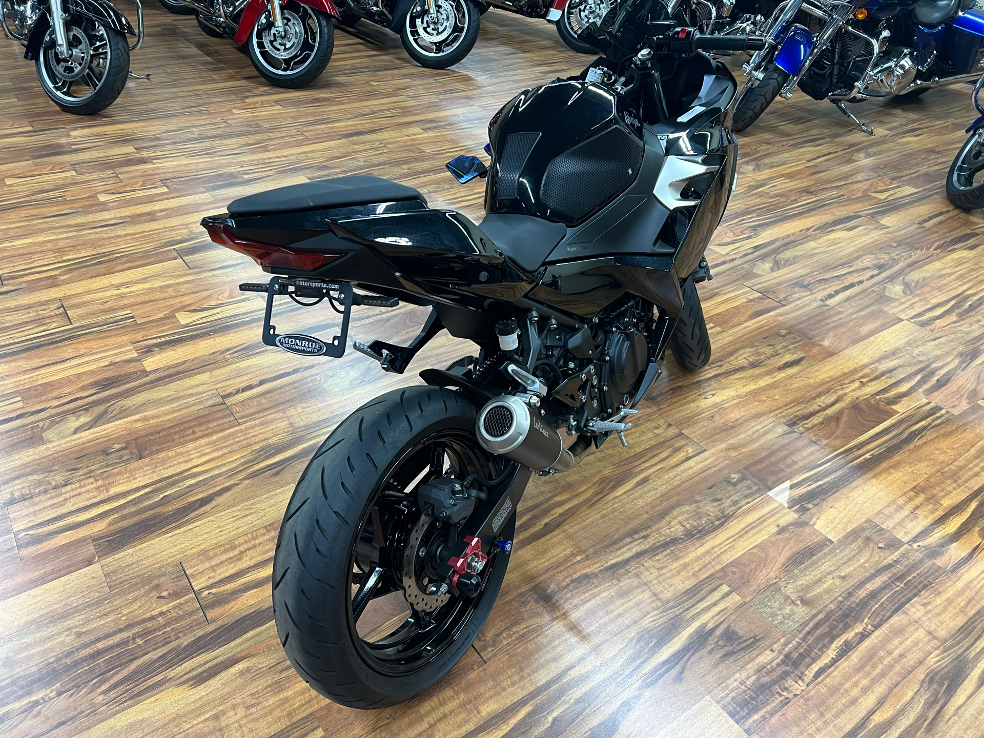 2018 Kawasaki Ninja 400 in Monroe, Michigan - Photo 9