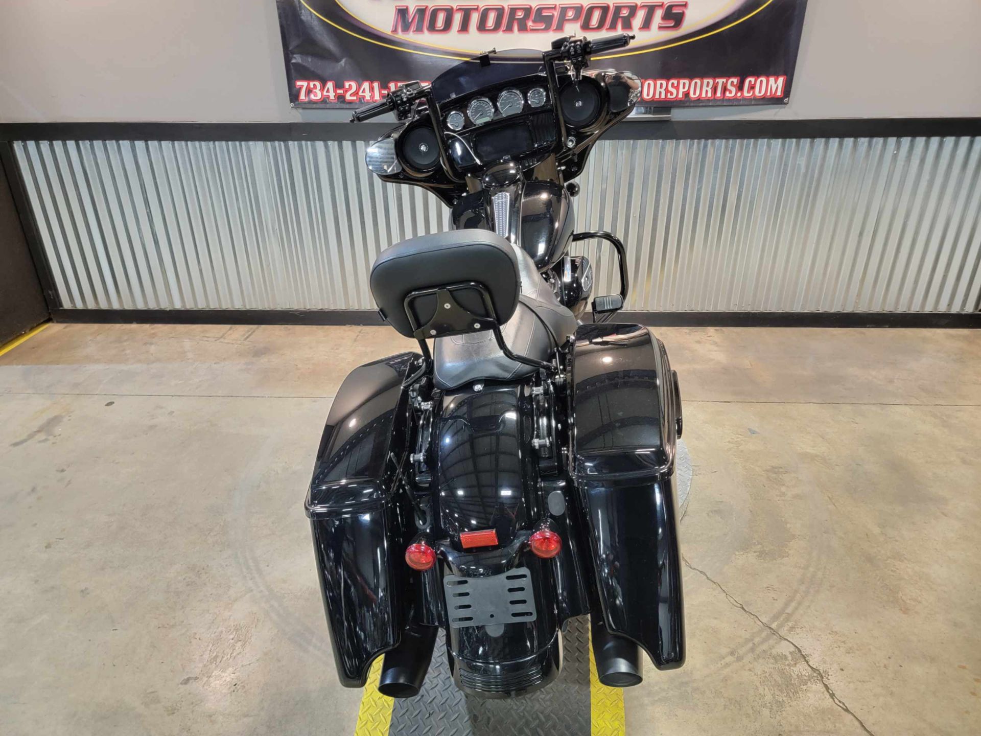 2019 Harley-Davidson Street Glide® Special in Monroe, Michigan - Photo 2