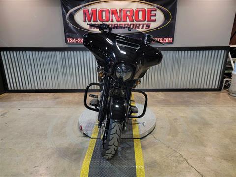 2019 Harley-Davidson Street Glide® Special in Monroe, Michigan - Photo 4