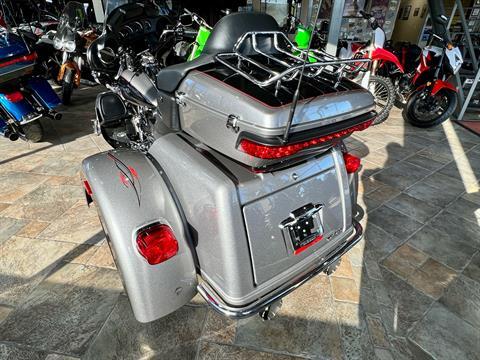 2017 Harley-Davidson Tri Glide® Ultra in Monroe, Michigan - Photo 15