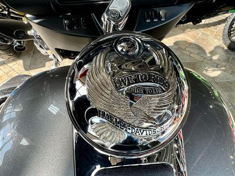 2017 Harley-Davidson Tri Glide® Ultra in Monroe, Michigan - Photo 34