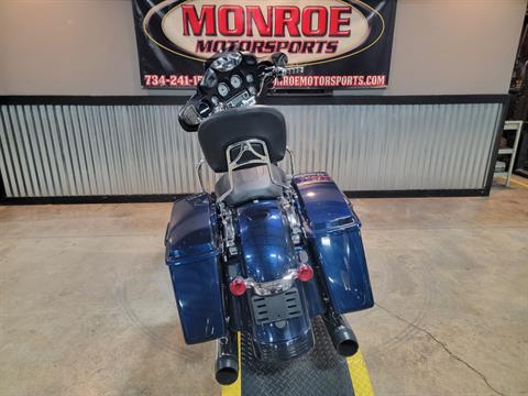 2012 Harley-Davidson Street Glide® in Monroe, Michigan - Photo 10