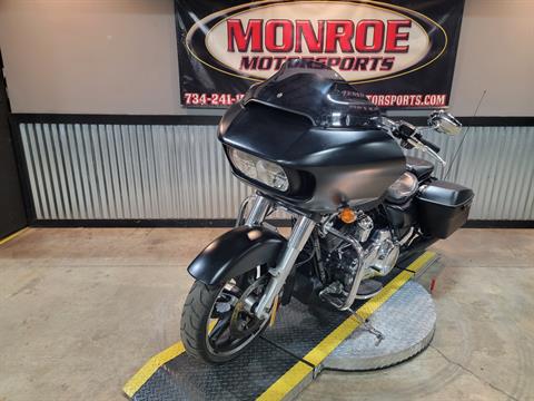 2017 Harley-Davidson Road Glide® Special in Monroe, Michigan - Photo 2