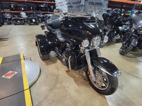 2020 Harley-Davidson Tri Glide® Ultra in Monroe, Michigan - Photo 2