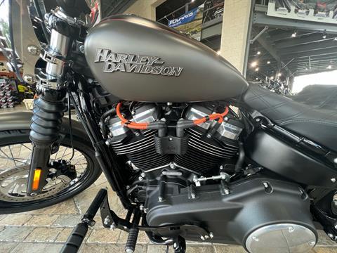 2018 Harley-Davidson Street Bob® 107 in Monroe, Michigan - Photo 13