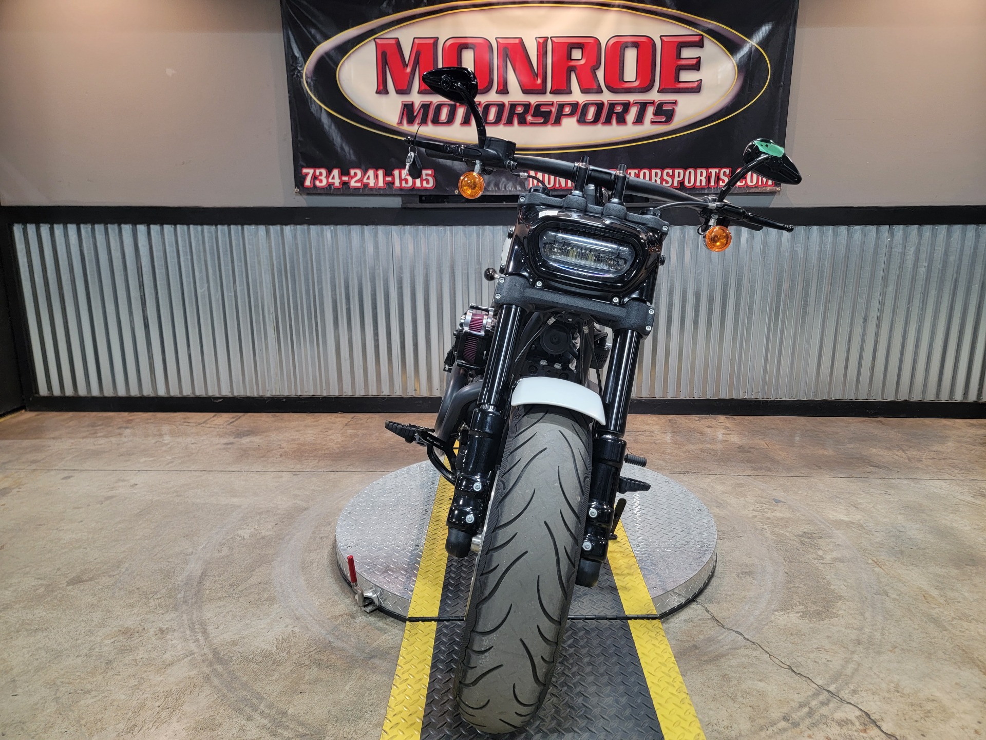 2018 Harley-Davidson Fat Bob® 107 in Monroe, Michigan - Photo 3