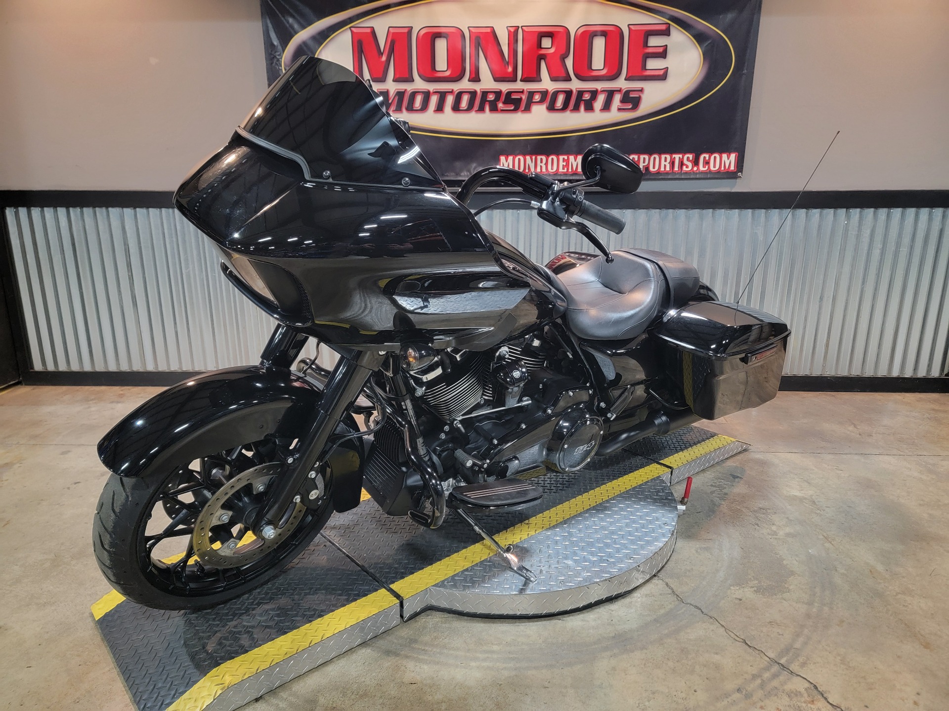 2022 Harley-Davidson Road Glide® Special in Monroe, Michigan - Photo 5