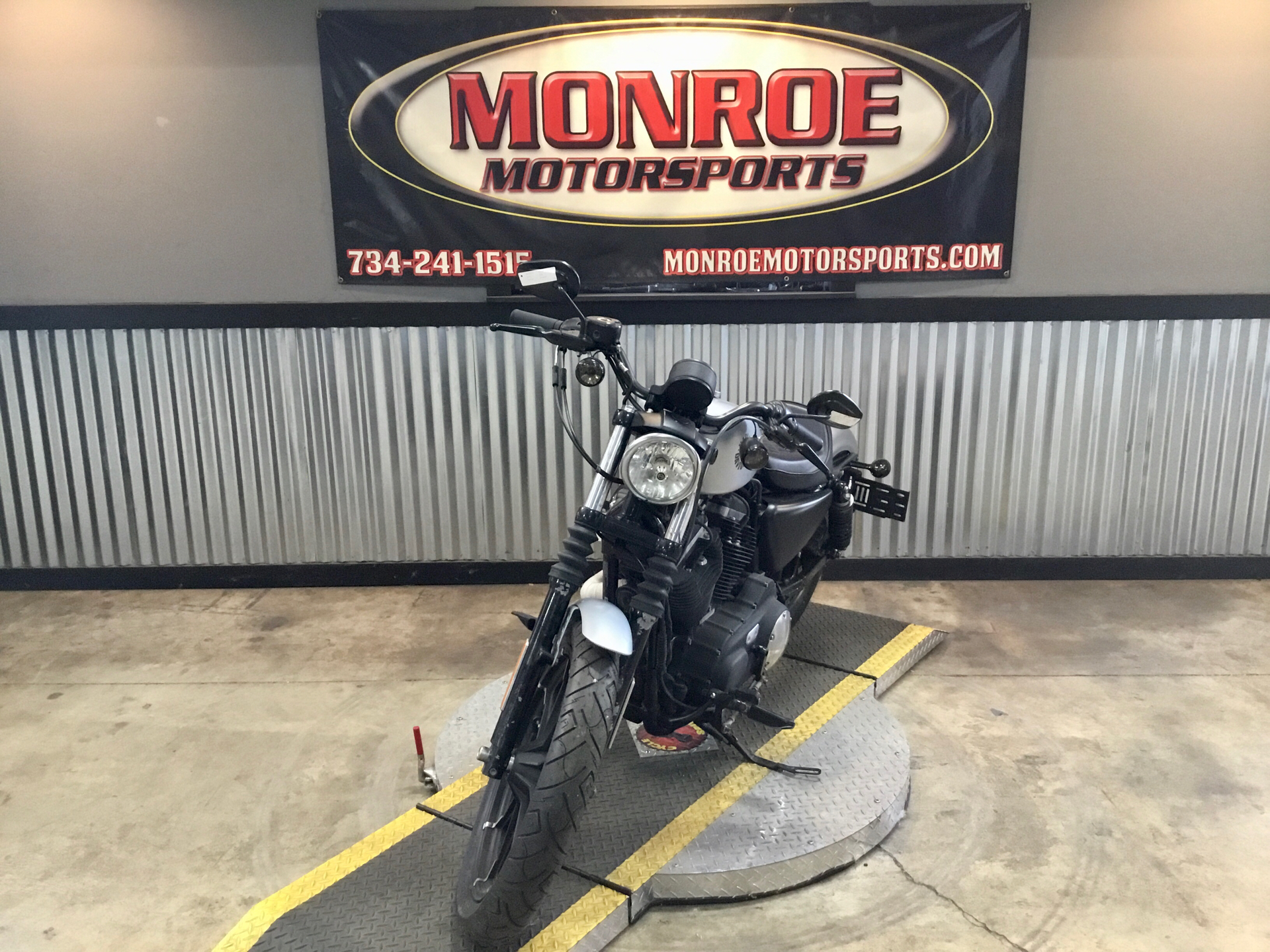 2020 Harley-Davidson Iron 883™ in Monroe, Michigan - Photo 23