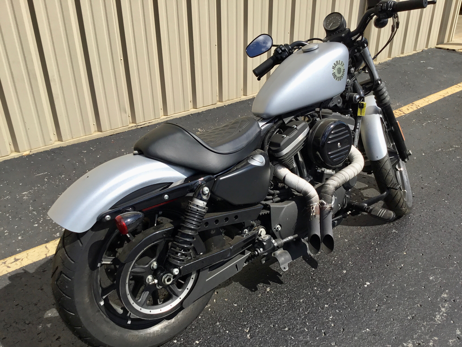 2020 Harley-Davidson Iron 883™ in Monroe, Michigan - Photo 18