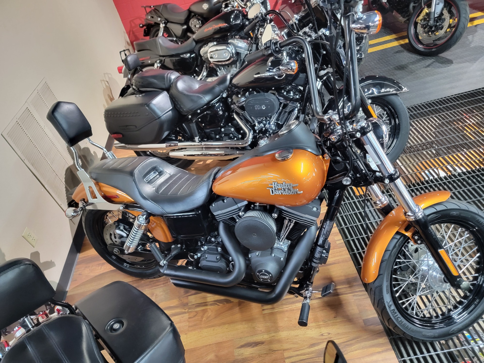 2015 Harley-Davidson Street Bob® in Monroe, Michigan - Photo 2