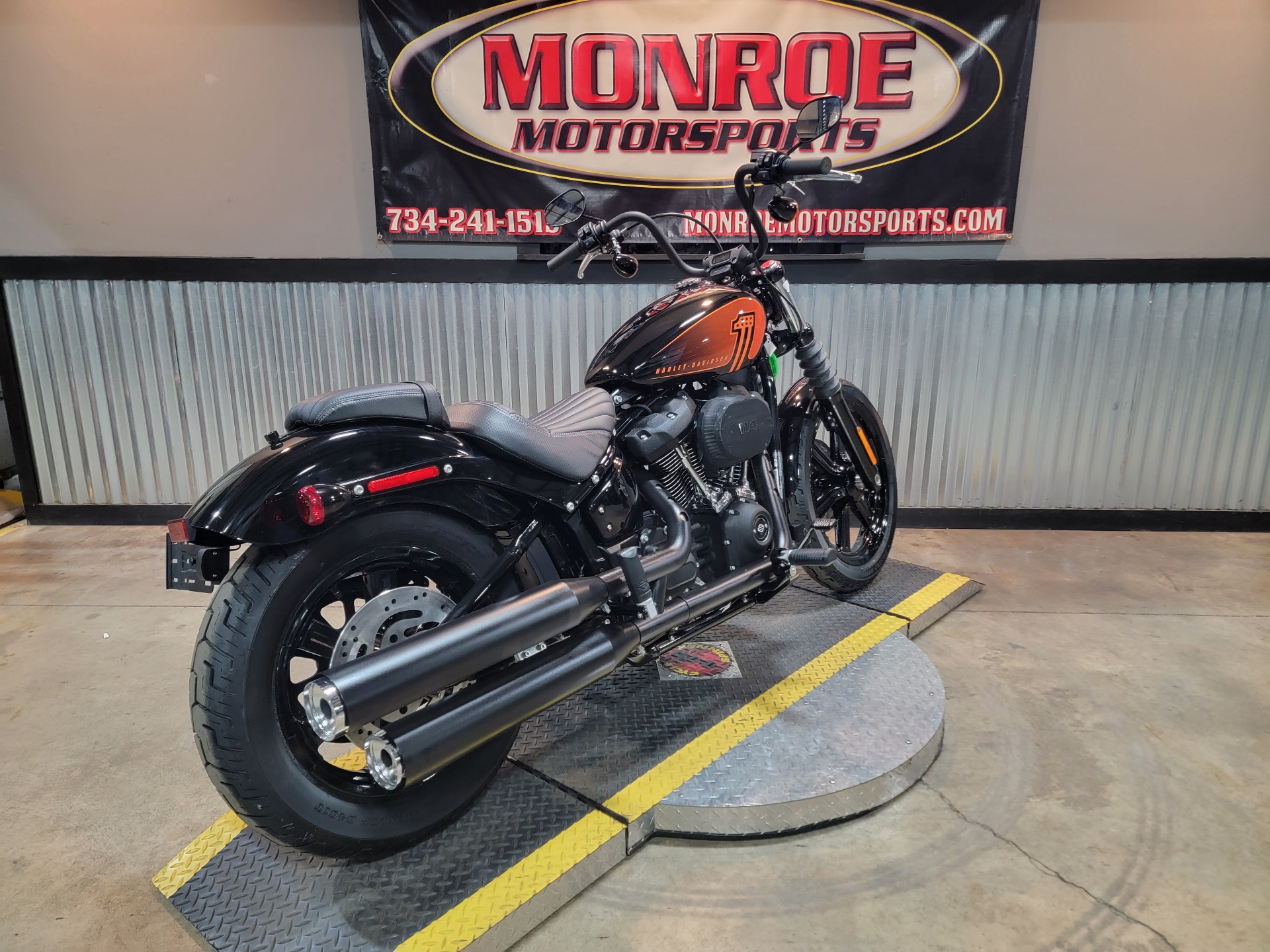 2022 Harley-Davidson Street Bob® 114 in Monroe, Michigan - Photo 5