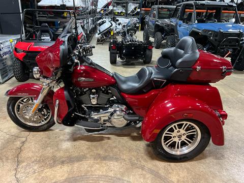 2021 Harley-Davidson Tri Glide® Ultra in Monroe, Michigan - Photo 2