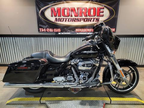 2017 Harley-Davidson Street Glide® in Monroe, Michigan - Photo 1