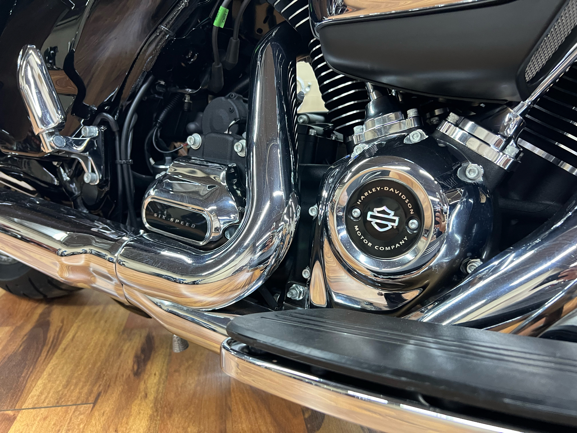 2018 Harley-Davidson Street Glide® in Monroe, Michigan - Photo 14