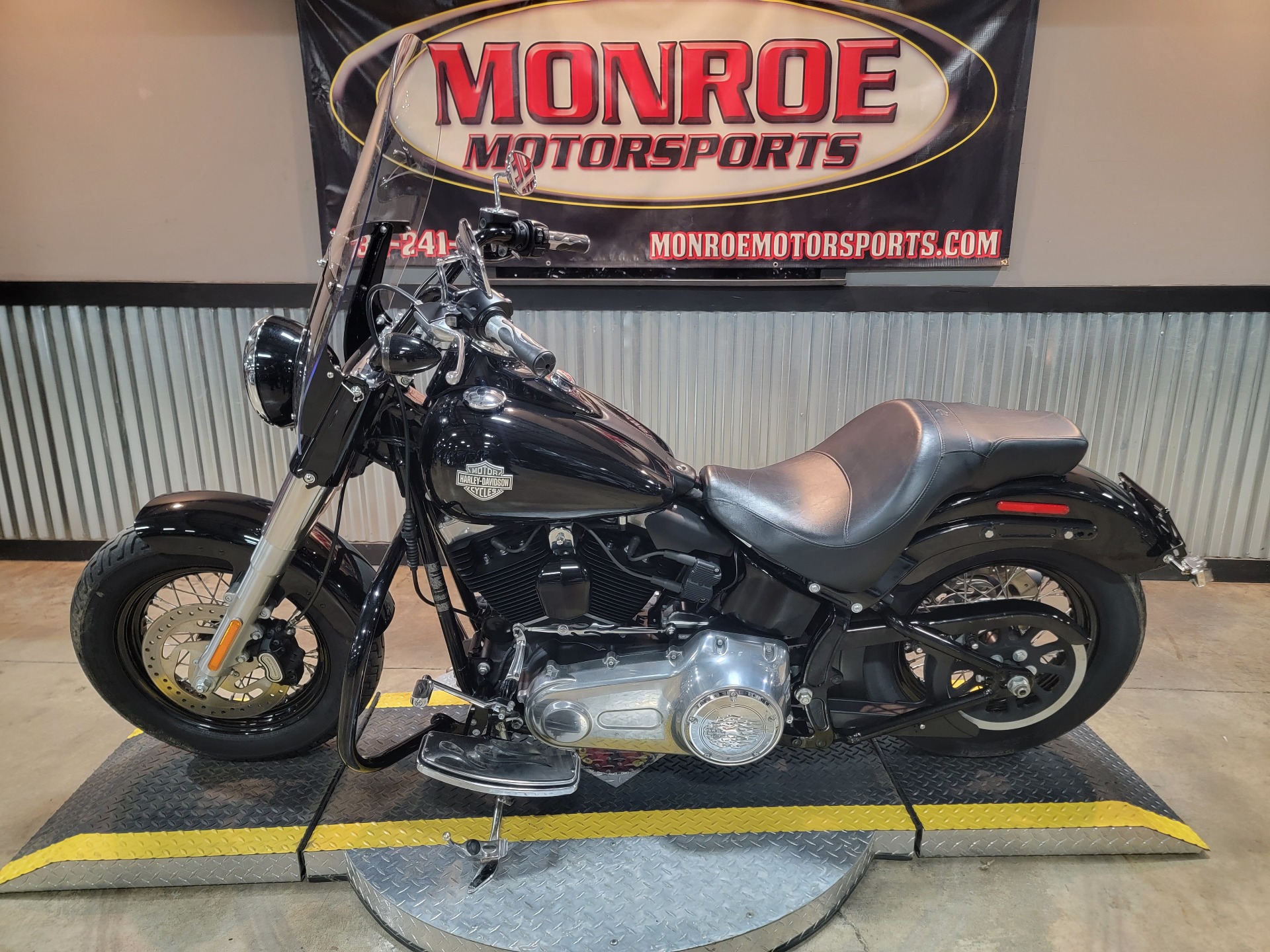 2017 Harley-Davidson Softail Slim® in Monroe, Michigan - Photo 1