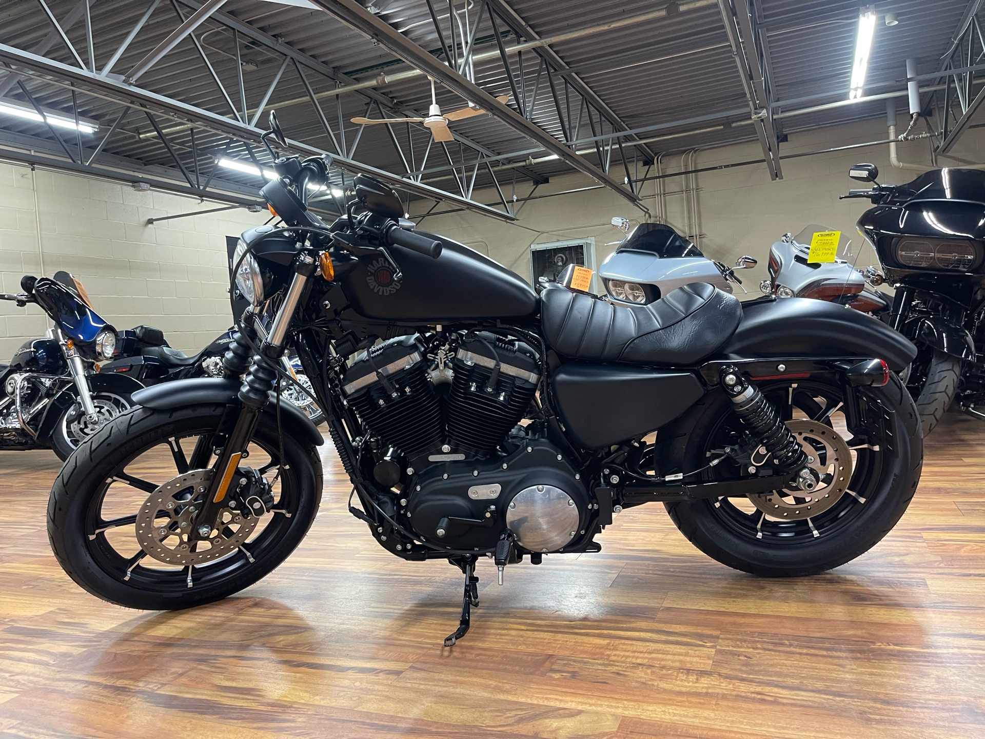 2021 Harley-Davidson Iron 883™ in Monroe, Michigan - Photo 1